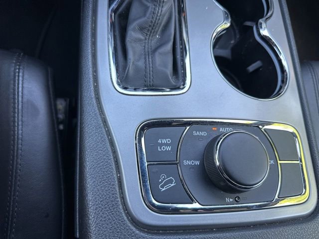 Used 2020 Jeep Grand Cherokee Limited w/ Premium Lighting Group AWD/4WD image 33
