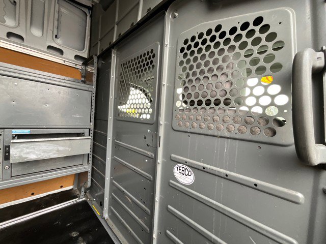 Used 2020 Nissan NV 2500 SV image 22