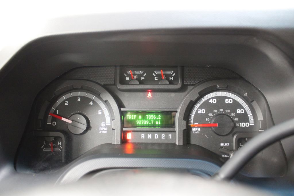 Used 2012 Ford E-350 and Econoline 350 XLT image 32