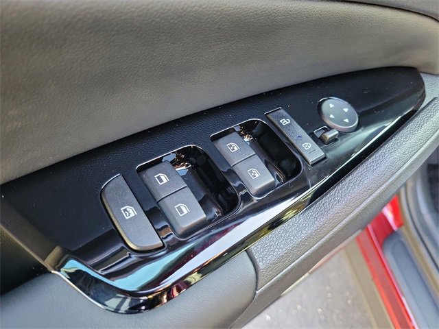 Used 2025 Kia Sportage SX Prestige image 16