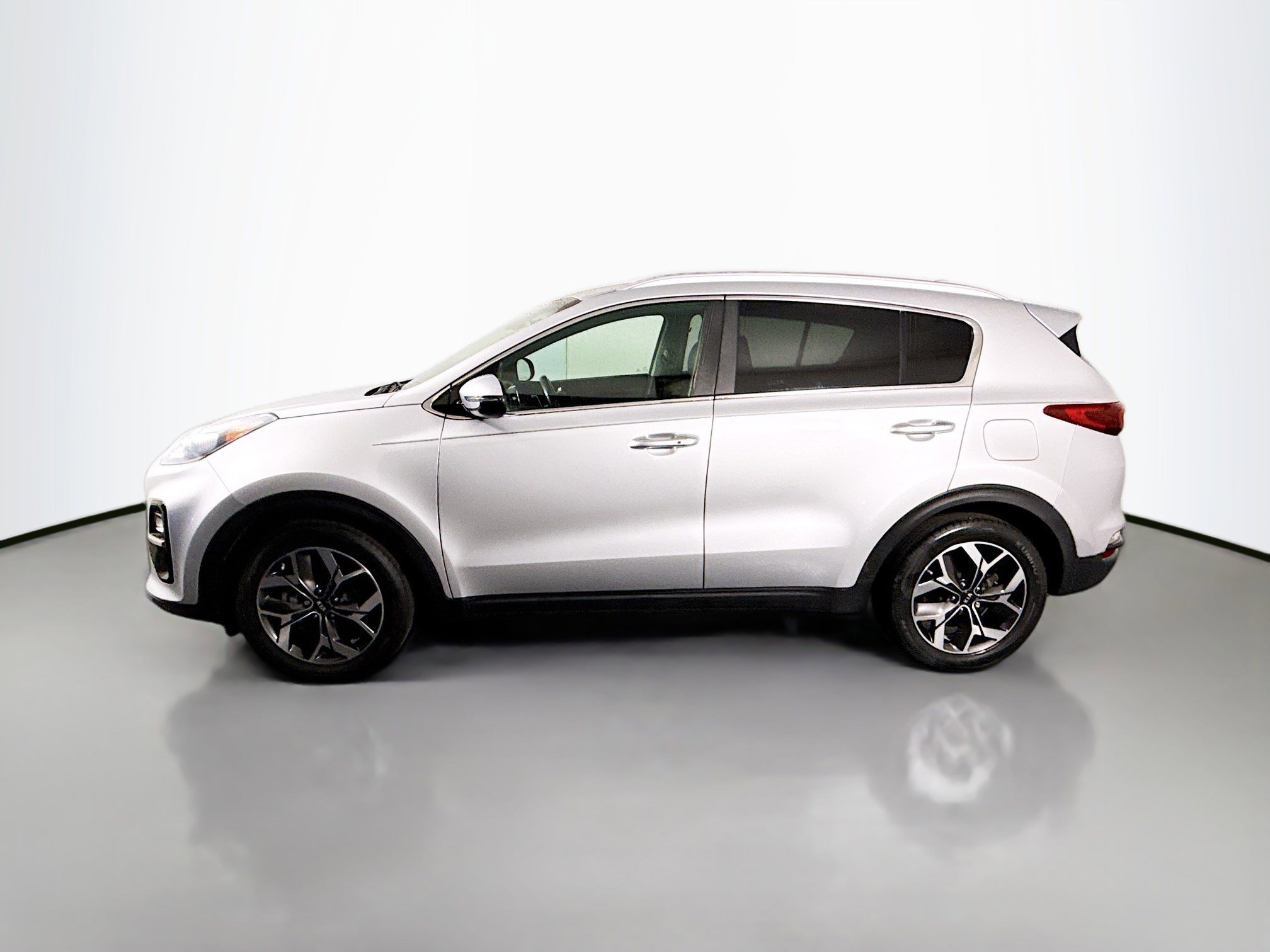 Used 2020 Kia Sportage EX image 6