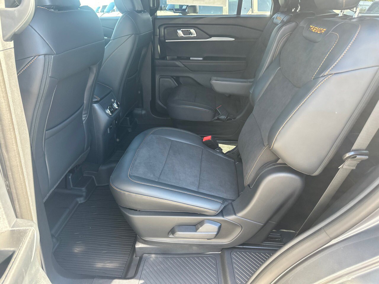 New 2026 Ford Explorer Tremor w/ Tremor Convenience Package AWD/4WD image 21