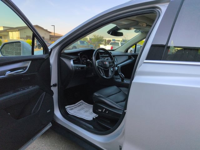 Used 2018 Cadillac XT5 Premium Luxury FWD image 9