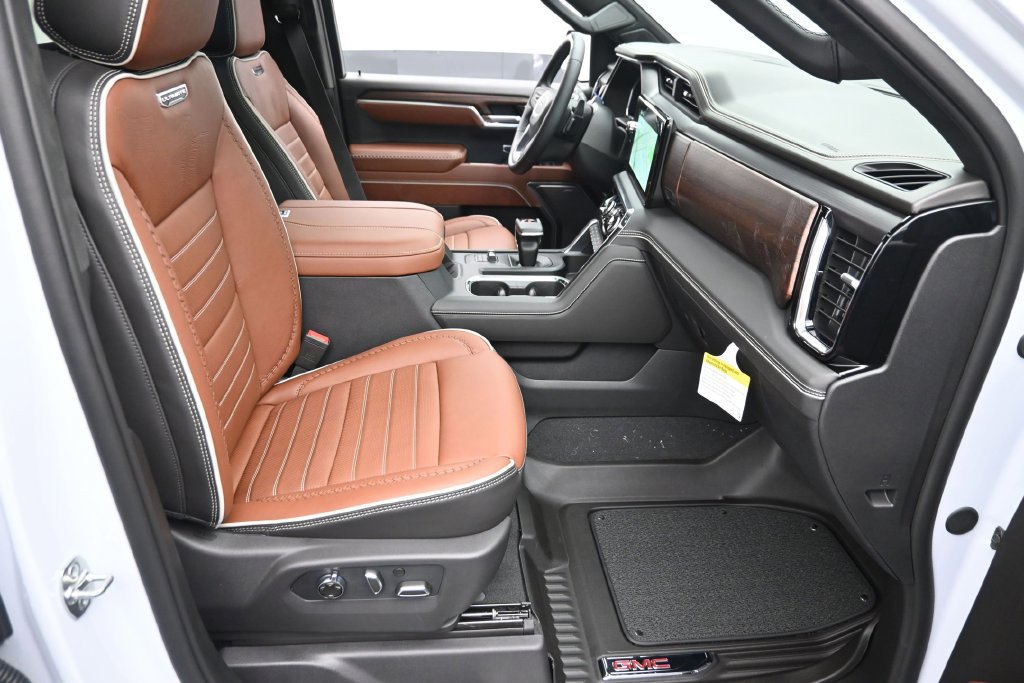 New 2026 GMC Sierra 1500 Denali Ultimate AWD/4WD image 9