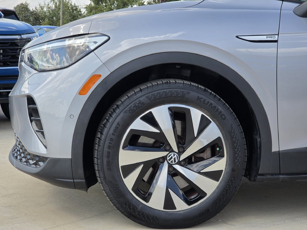 Used 2023 Volkswagen ID.4 Pro RWD image 7