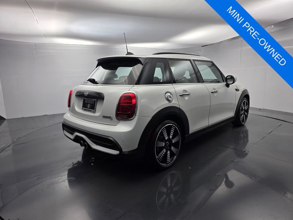 Used 2024 MINI Cooper S FWD image 4