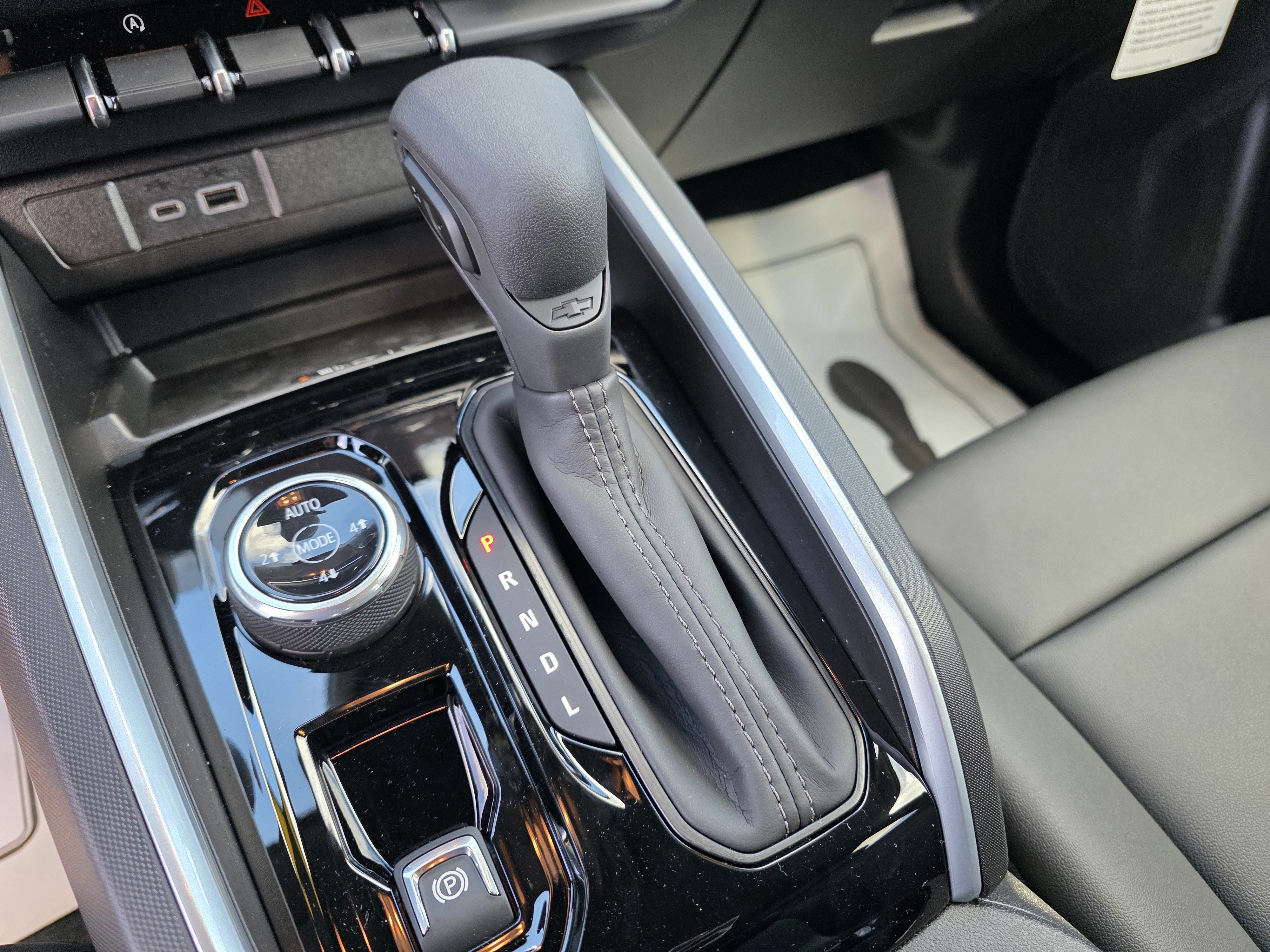 New 2026 Chevrolet Colorado Trail Boss AWD/4WD image 33