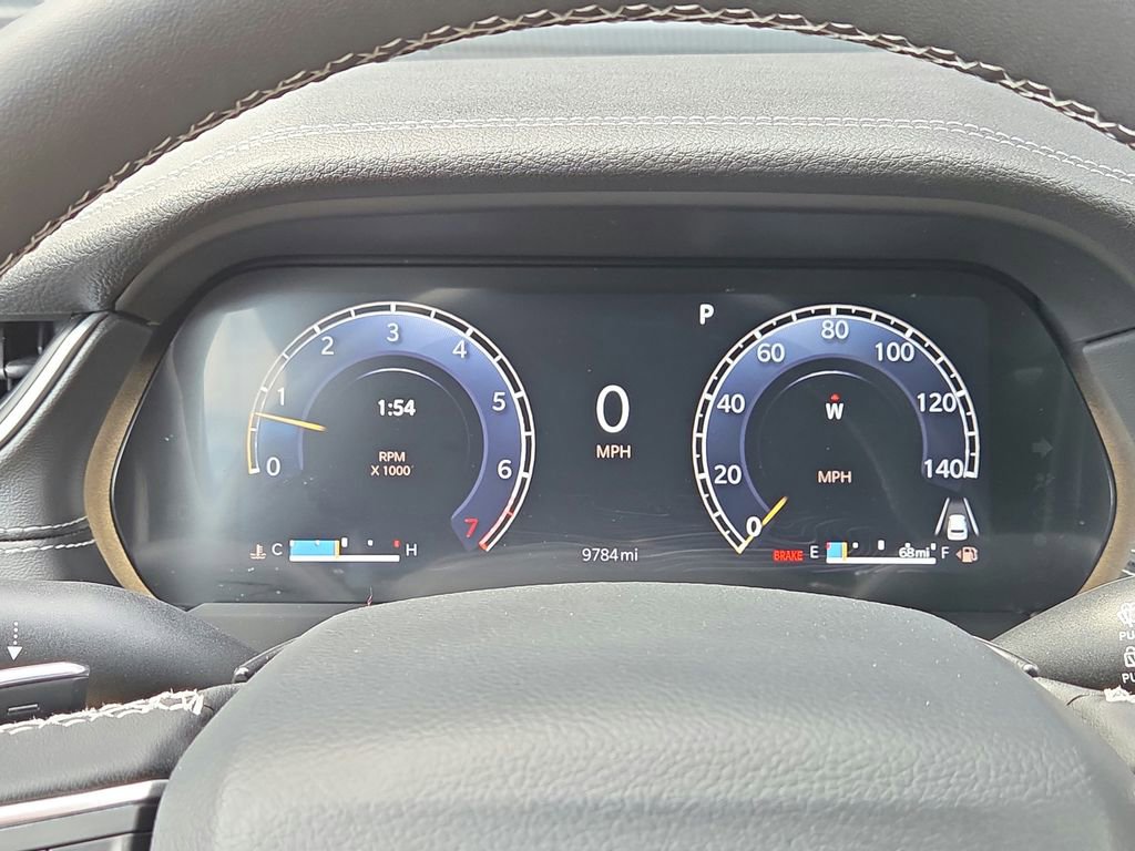 Used 2025 Jeep Grand Cherokee Limited AWD/4WD image 10