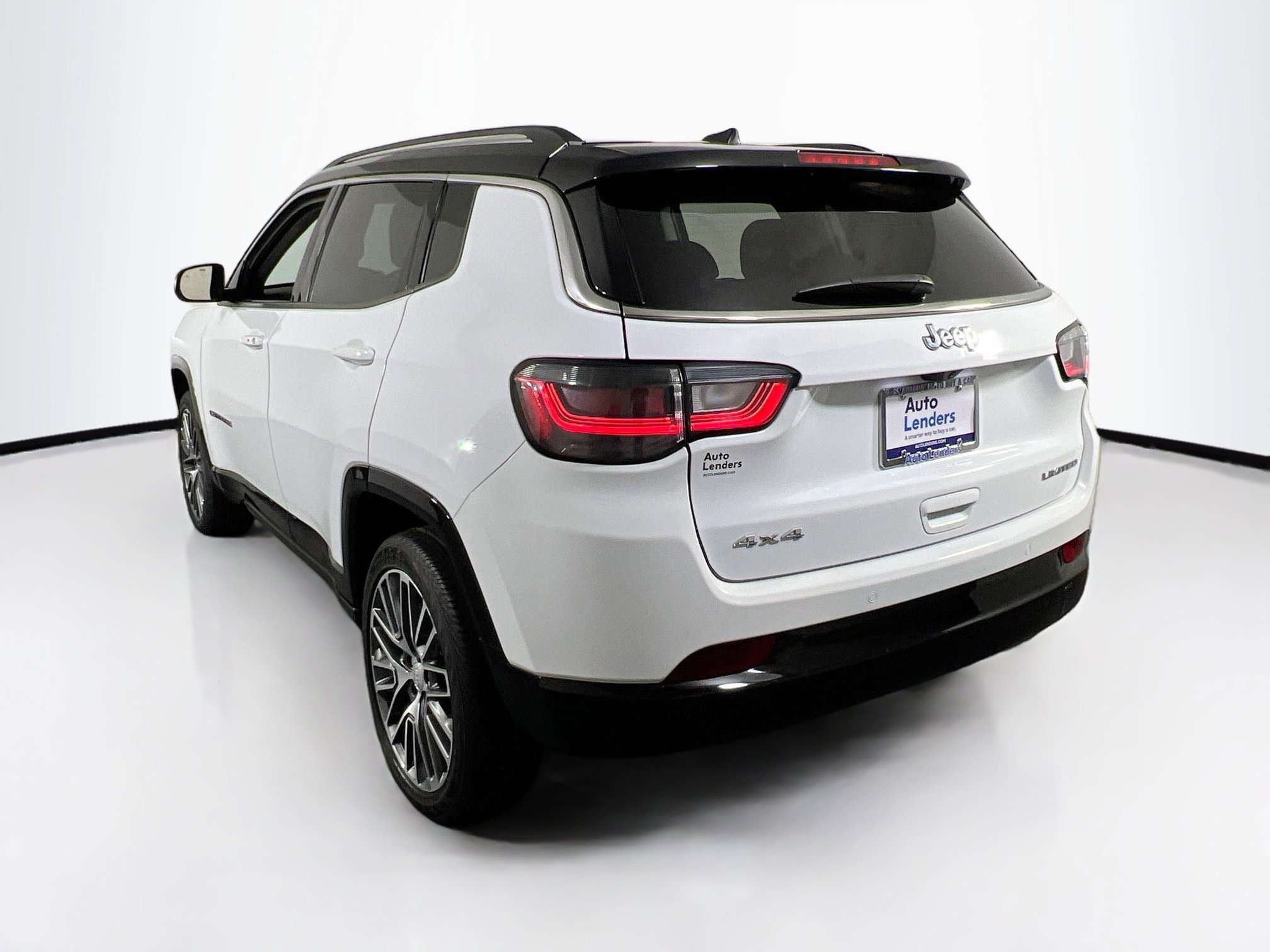 Used 2022 Jeep Compass Limited w/ Elite Group image 7