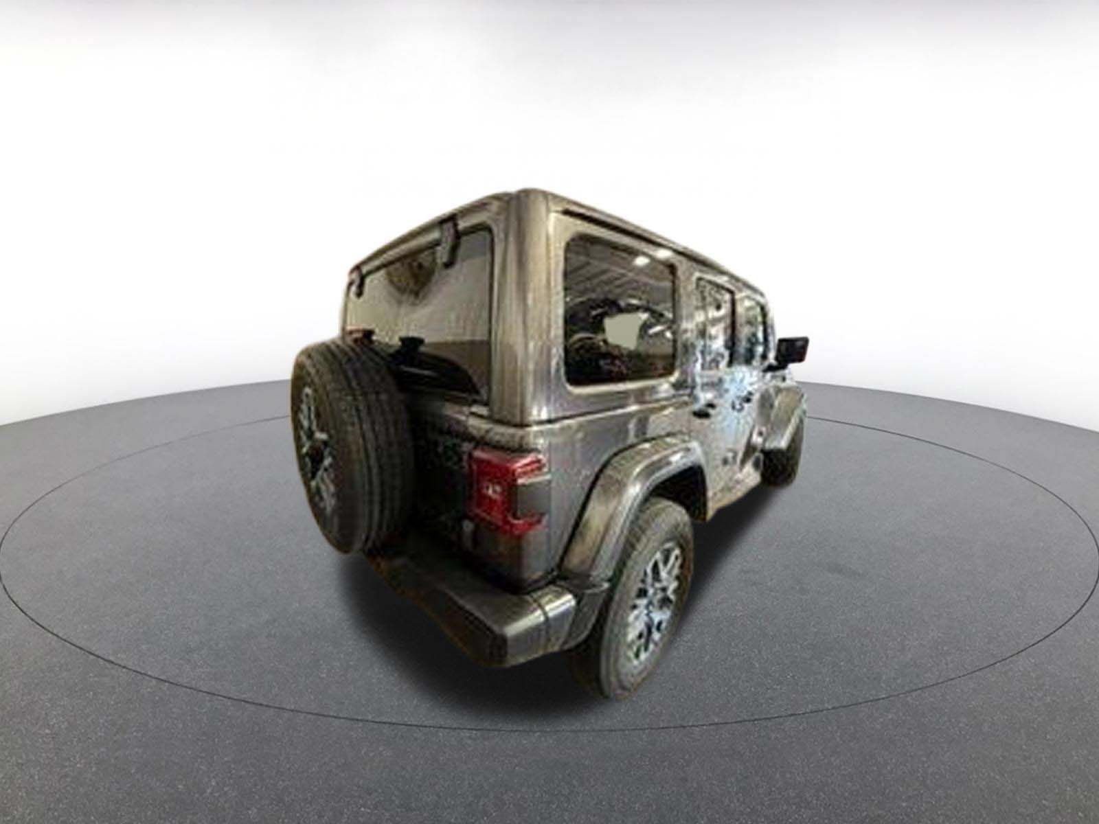 Used 2025 Jeep Wrangler Unlimited Sahara AWD/4WD image 6