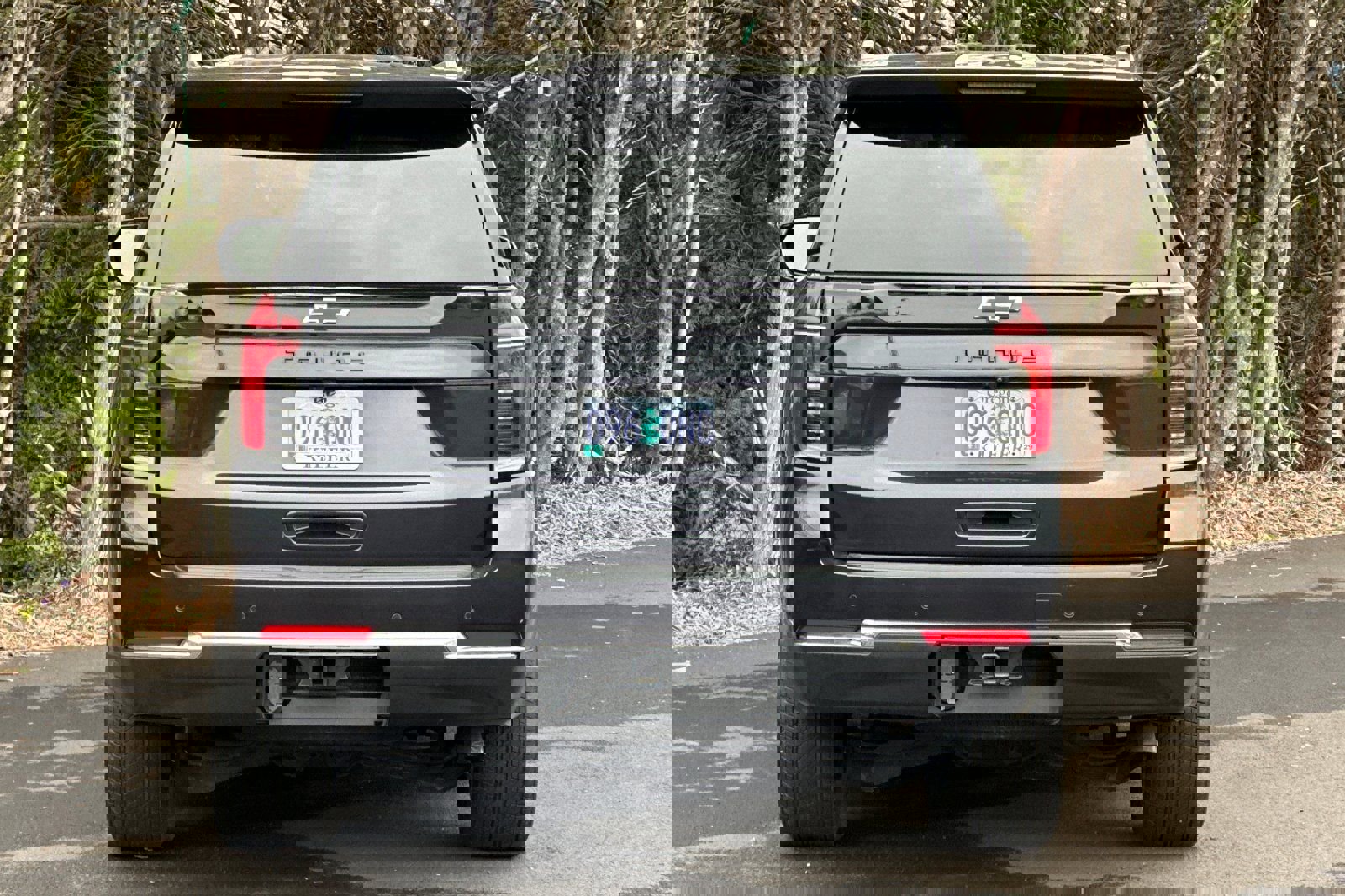 Used 2025 Chevrolet Tahoe LS image 5