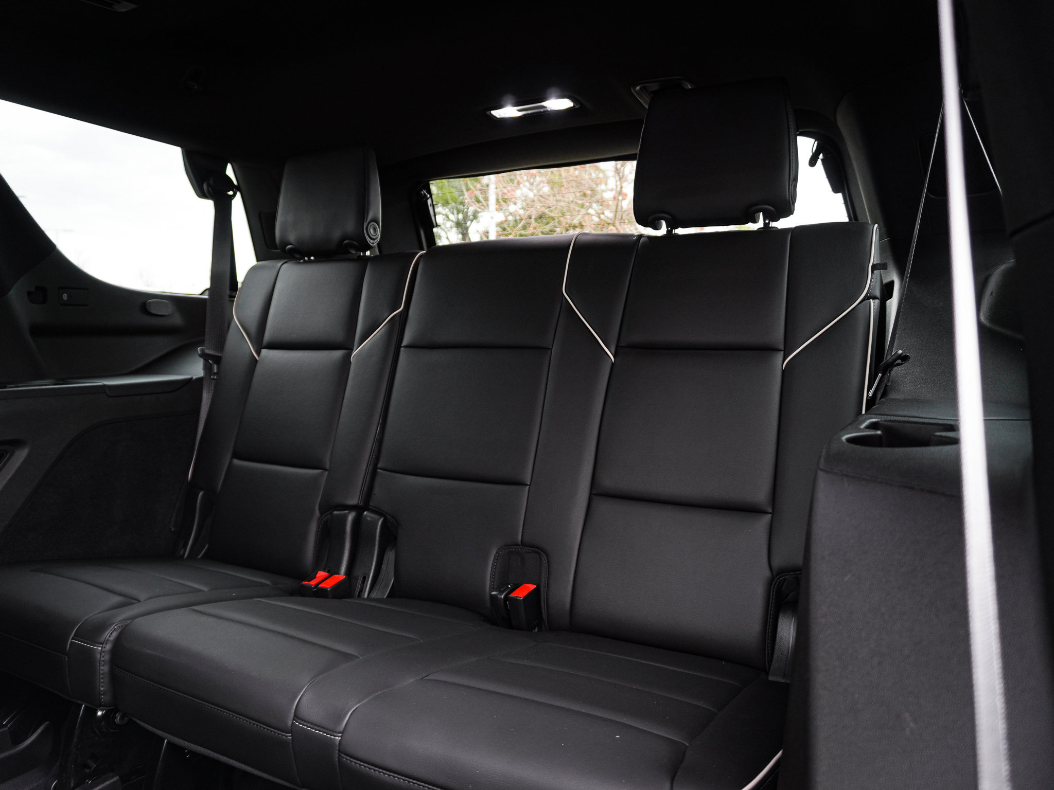 Used 2021 Cadillac Escalade Premium Luxury w/ Driver Assist Tech Package image 32