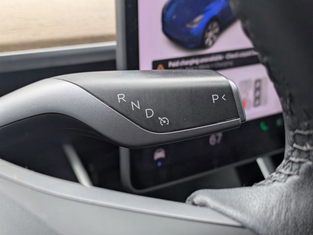 Used 2021 Tesla Model Y Long Range image 13