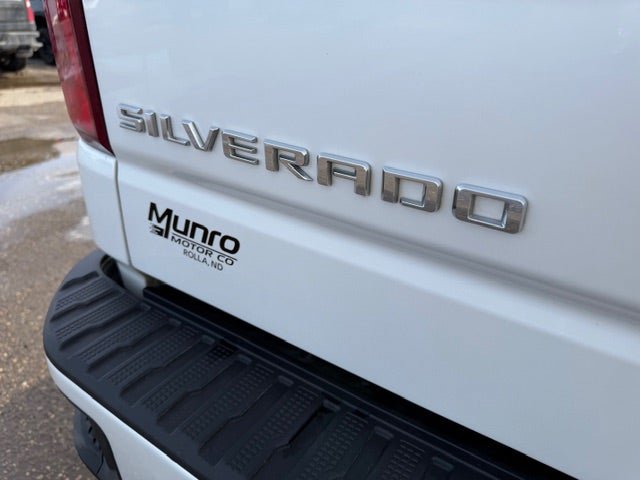 Used 2021 Chevrolet Silverado 1500 High Country w/ Technology Package image 28
