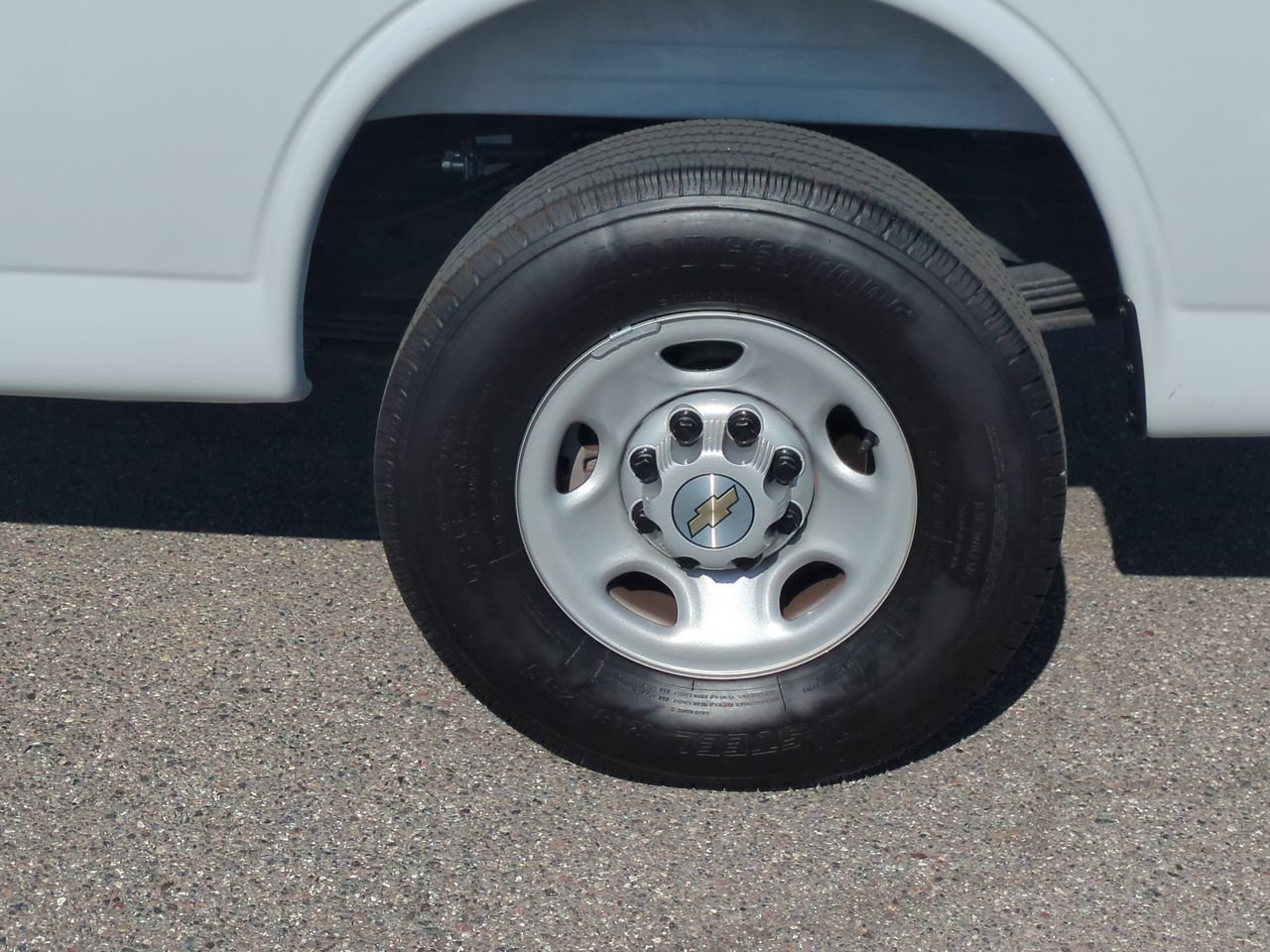 Used 2025 Chevrolet Express 2500 w/ Driver Convenience Package RWD image 30