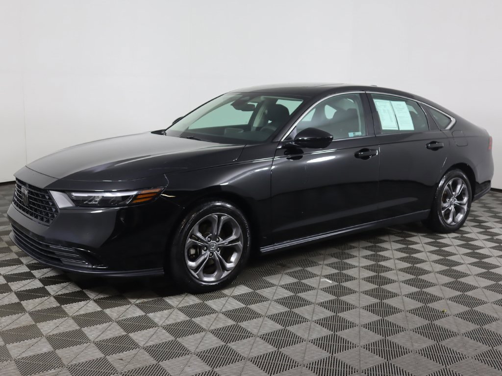 Used 2023 Honda Accord EX image 8