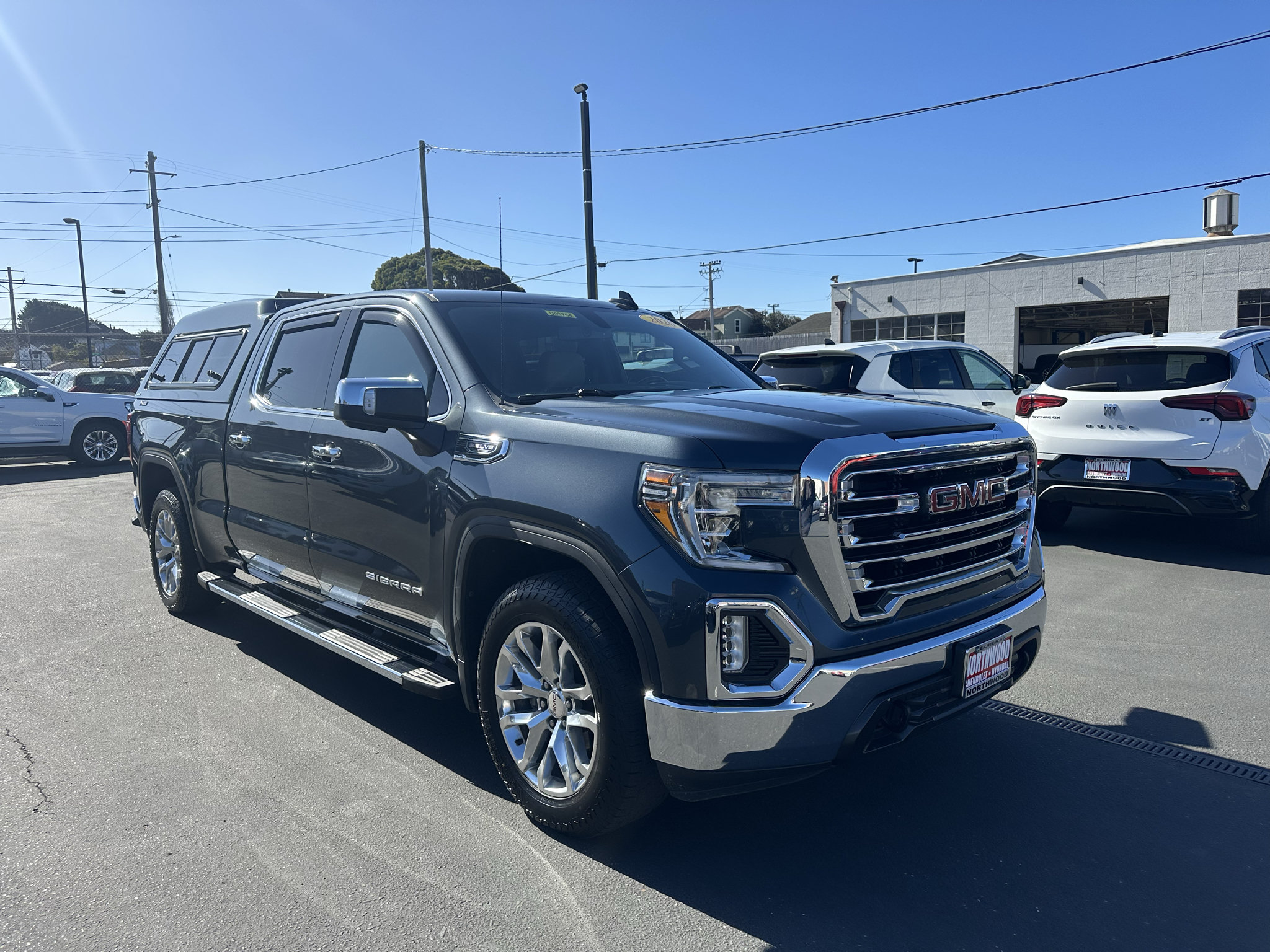 Used 2020 GMC Sierra 1500 SLT w/ SLT Premium Package AWD/4WD image 7