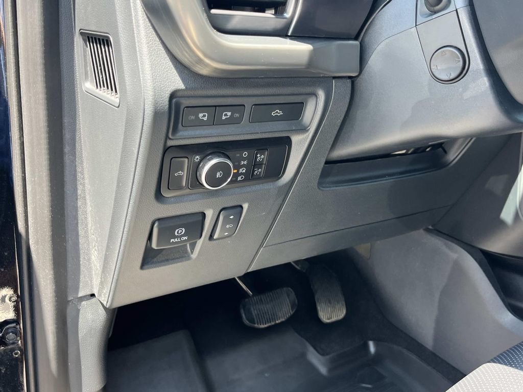 Used 2023 Ford F150 Lariat w/ Equipment Group 502A High AWD/4WD image 36