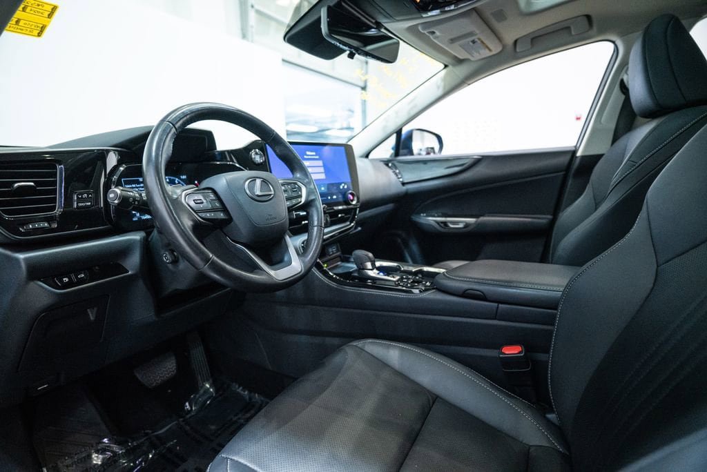 Used 2024 Lexus NX 350 AWD image 4