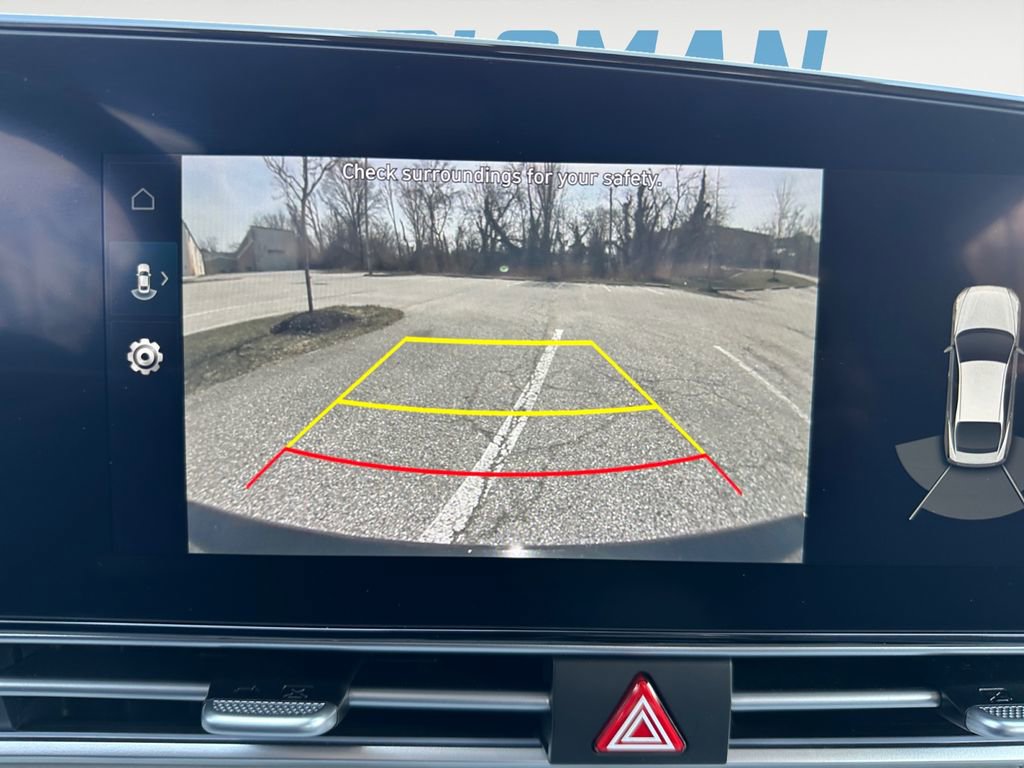 Used 2023 Hyundai Elantra Limited image 18