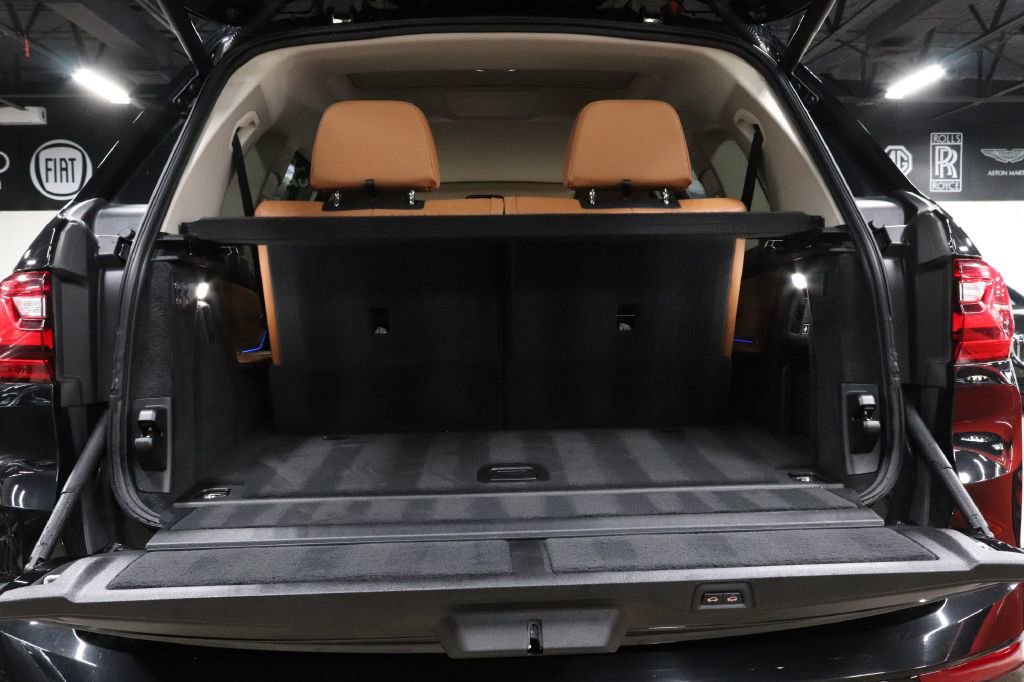 Used 2022 BMW X7 xDrive40i w/ Premium Package image 26