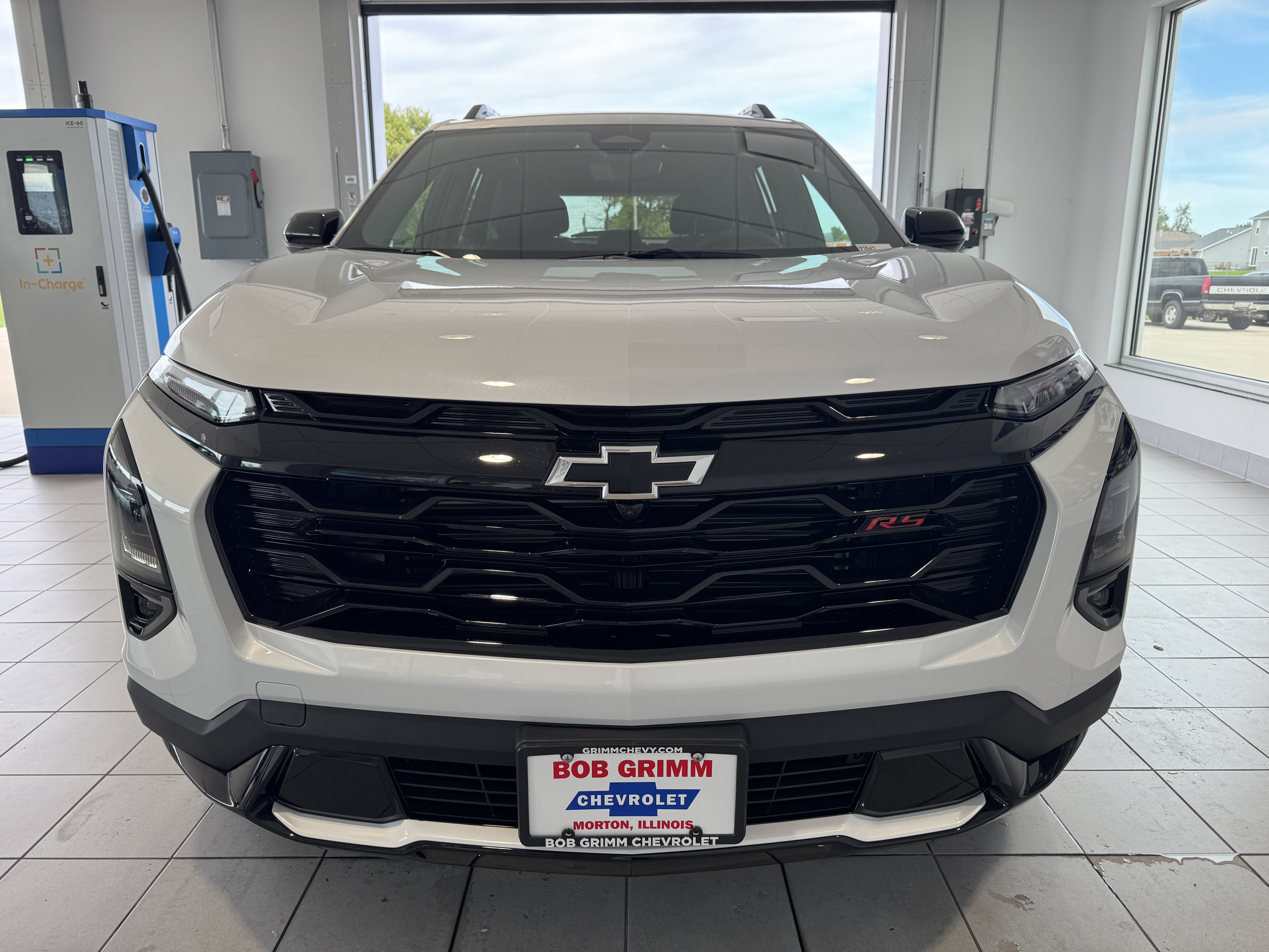 New 2027 Chevrolet Equinox RS w/ Safety and Technology Package AWD/4WD image 5