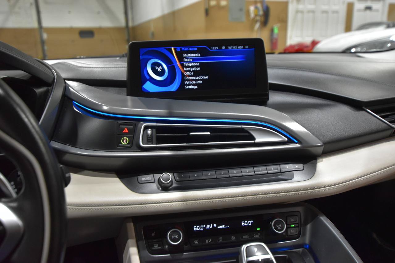 Used 2016 BMW i8 AWD/4WD image 20