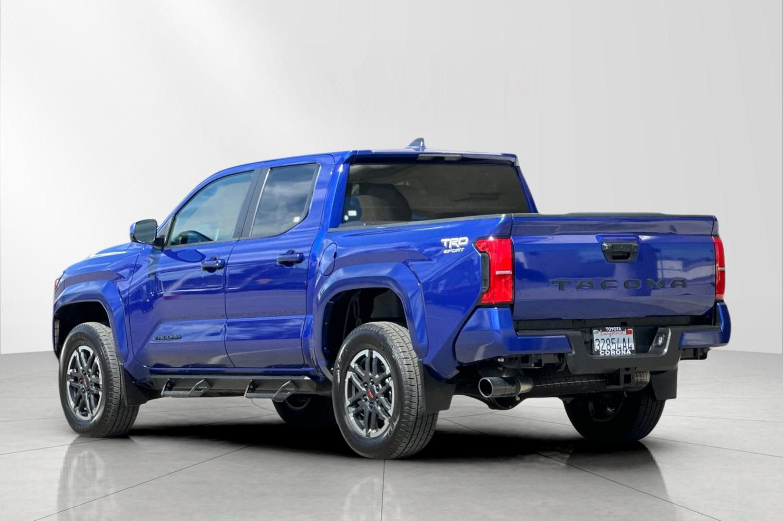 Used 2024 Toyota Tacoma TRD Sport RWD image 7