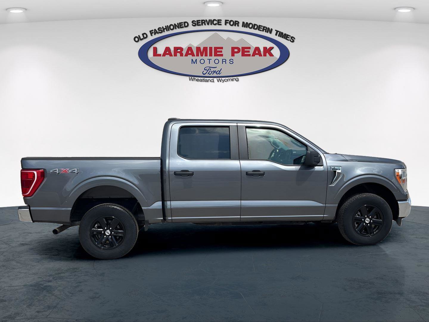 Used 2022 Ford F150 XLT image 2