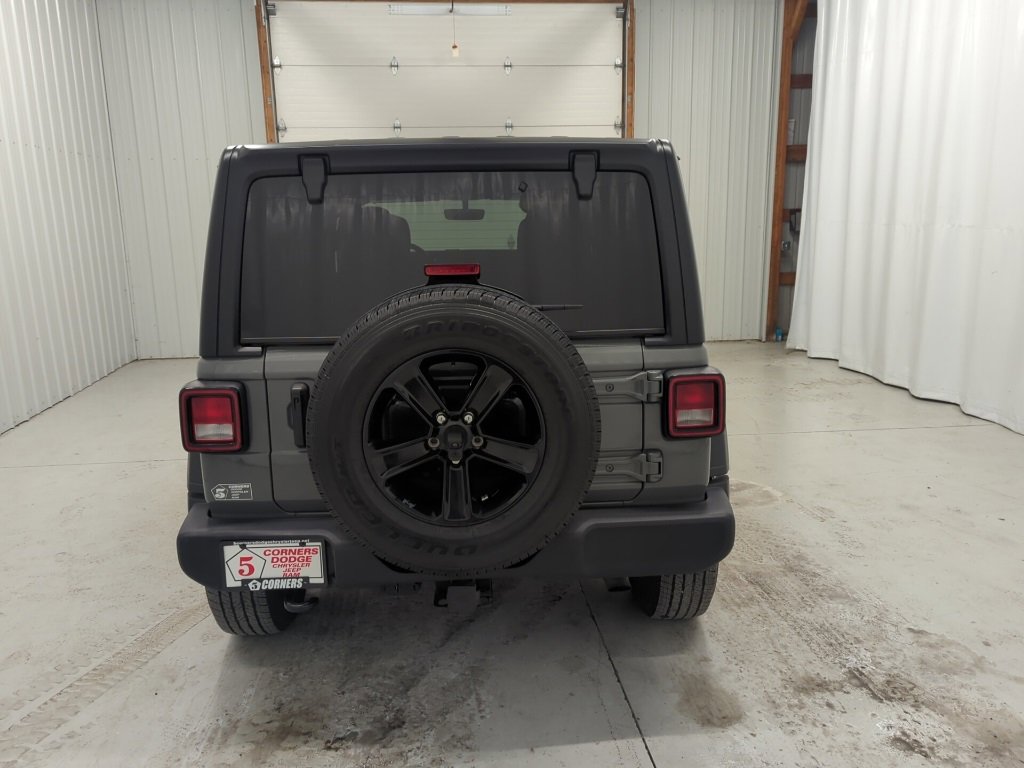 Used 2023 Jeep Wrangler Sport image 3