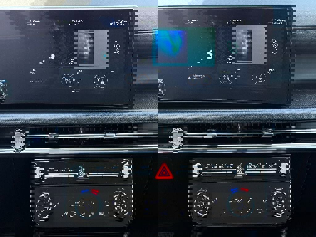 Certified 2025 Hyundai Tucson SEL image 25