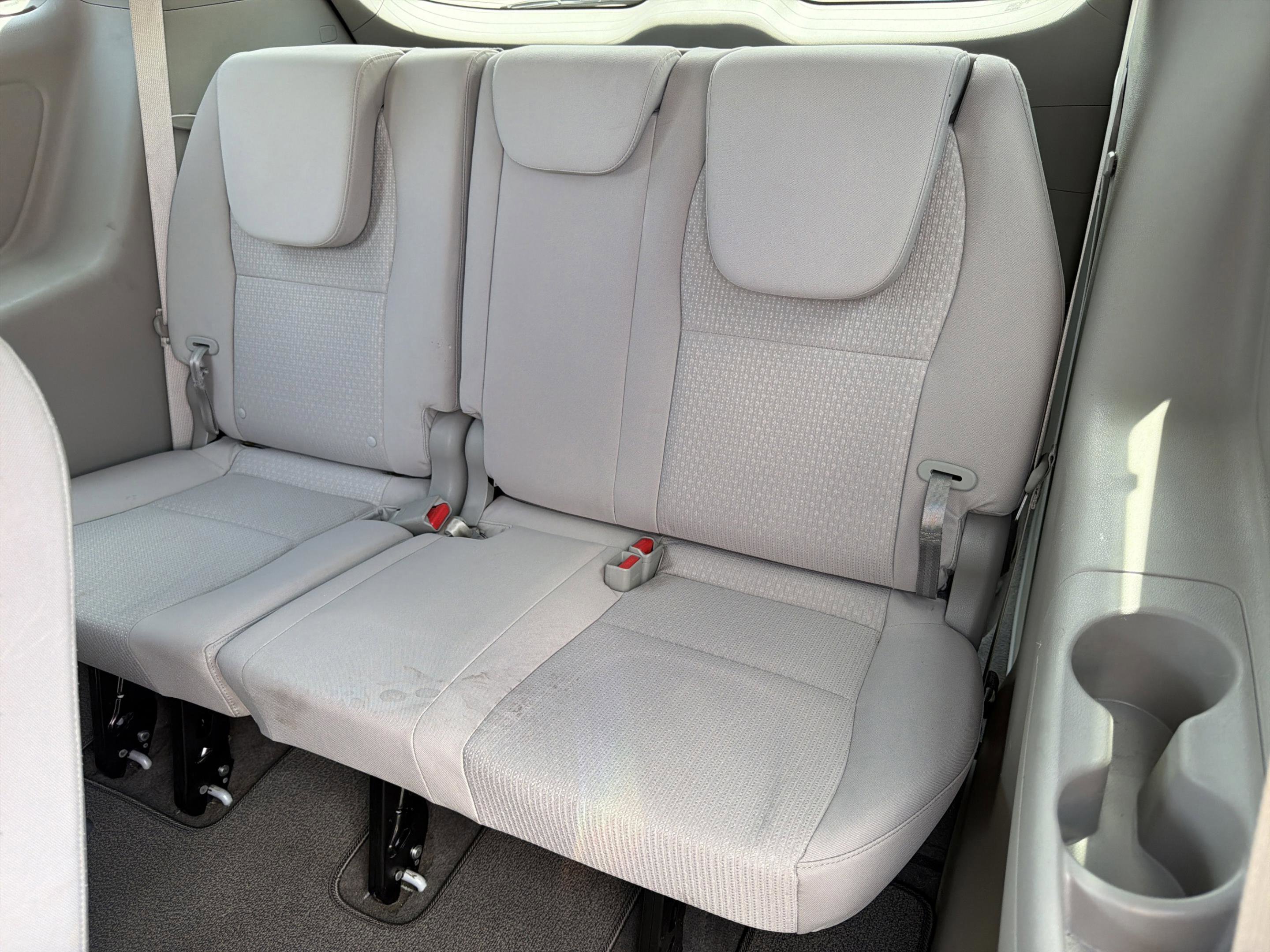 Used 2016 Kia Sedona LX w/ LX Convenience Package FWD image 23