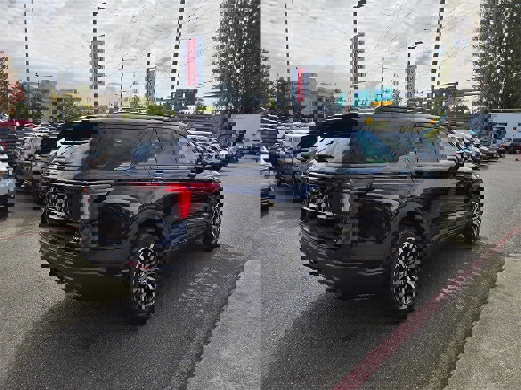 New 2025 Ford Explorer ST-Line image 5