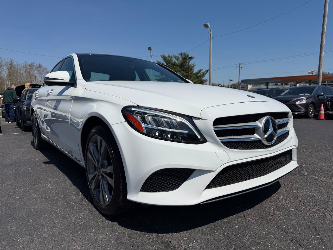 Used 2019 Mercedes-Benz C 300 4MATIC Sedan image 3