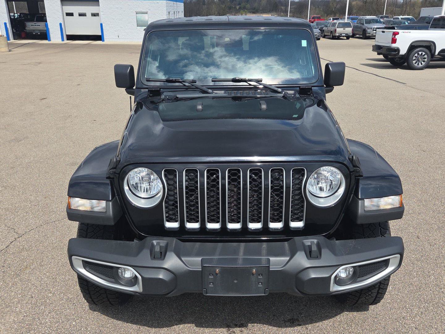 Used 2021 Jeep Gladiator Overland w/ Uconnect 4C Nav & Sound Group AWD/4WD image 10