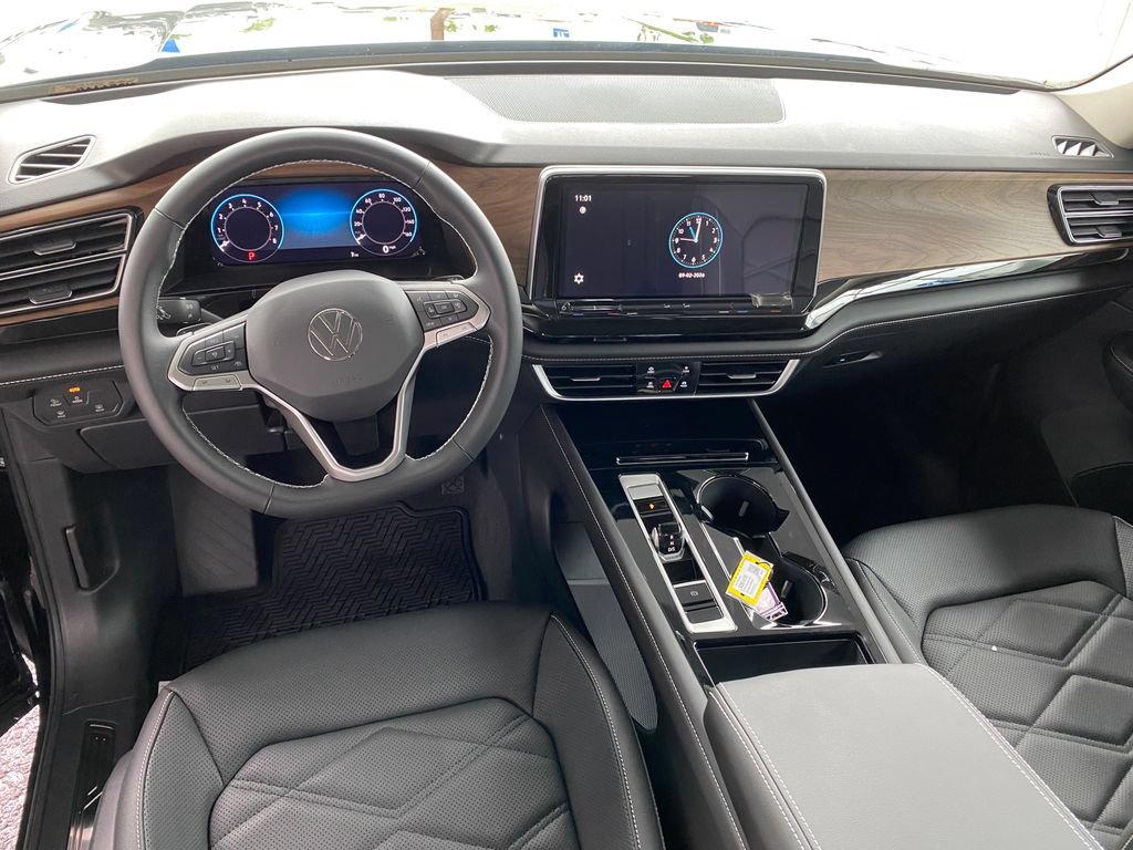 New 2026 Volkswagen Atlas SE FWD image 12