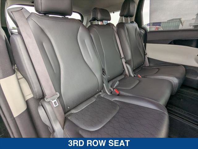 Used 2024 Kia Carnival SX image 22