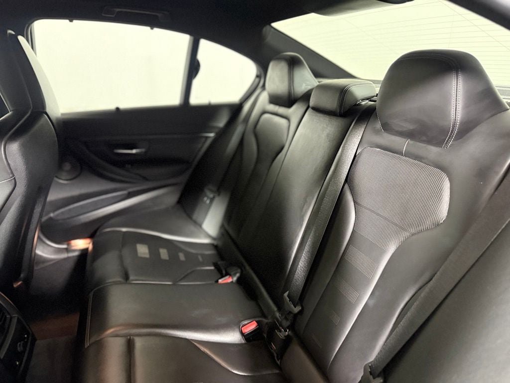 Used 2016 BMW M3 RWD image 25