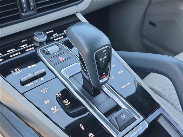 Used 2019 Porsche Cayenne E-Hybrid AWD/4WD image 12