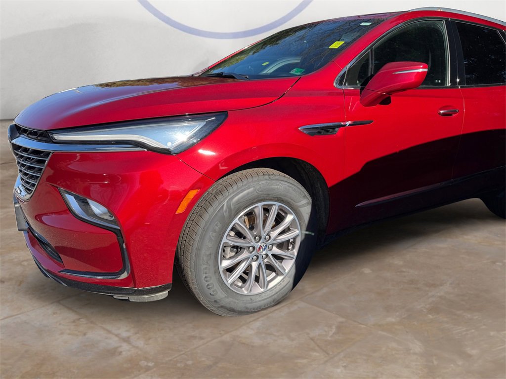 Used 2024 Buick Enclave Premium image 4