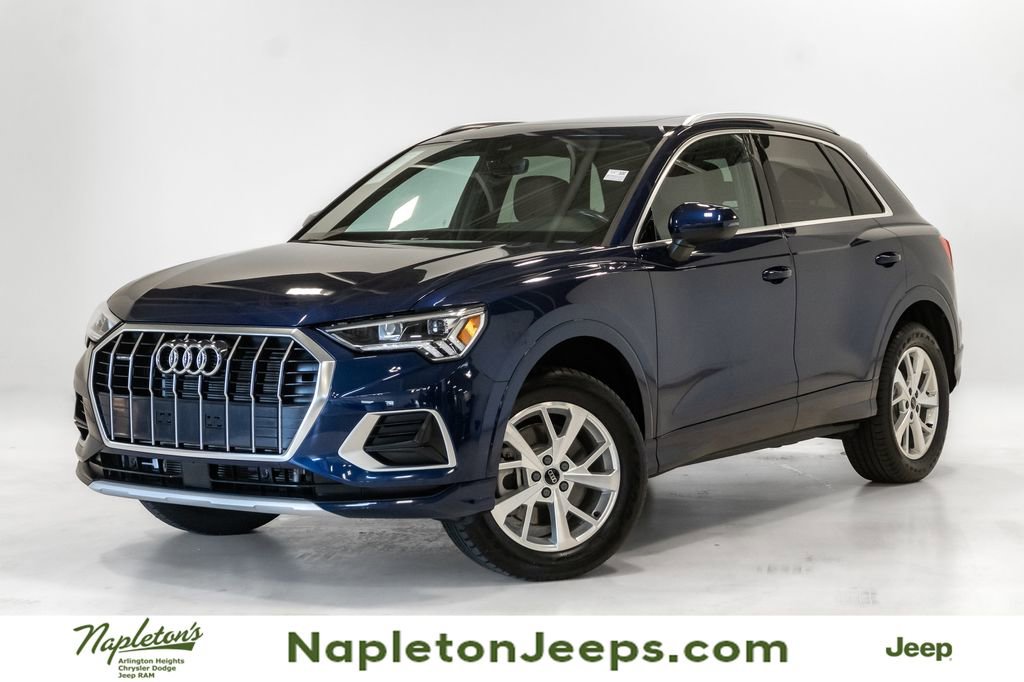 Used 2023 Audi Q3 2.0T Premium w/ Convenience Package AWD/4WD image 1