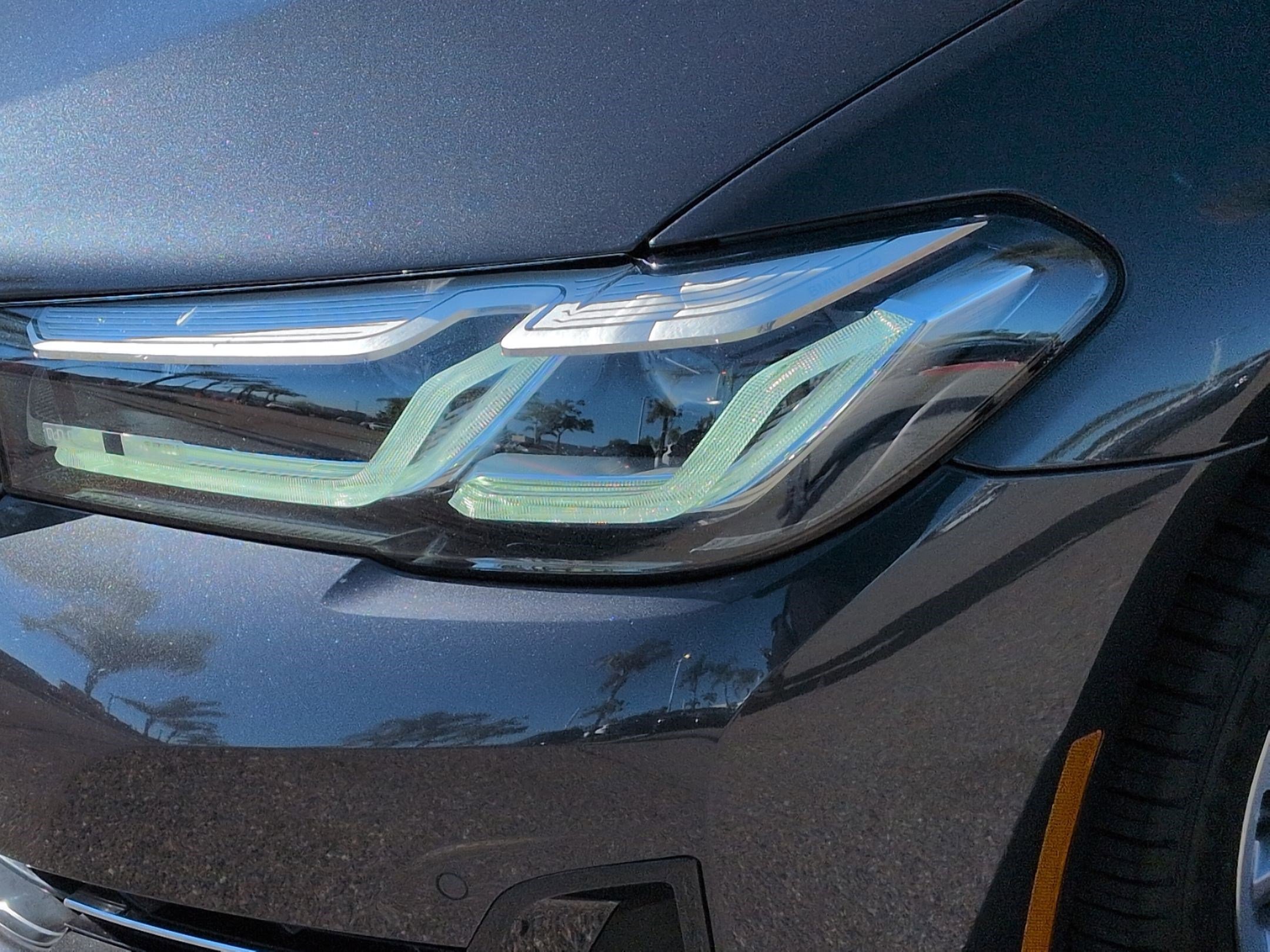 Used 2023 BMW 530i w/ Premium Package image 6