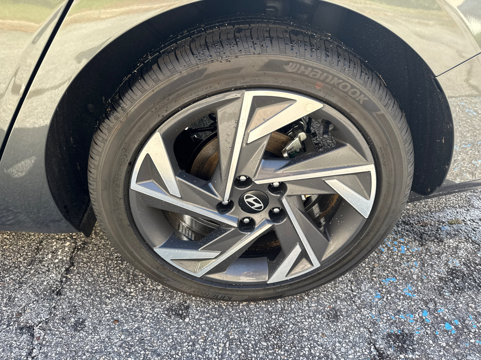 New 2026 Hyundai Elantra Limited FWD image 20
