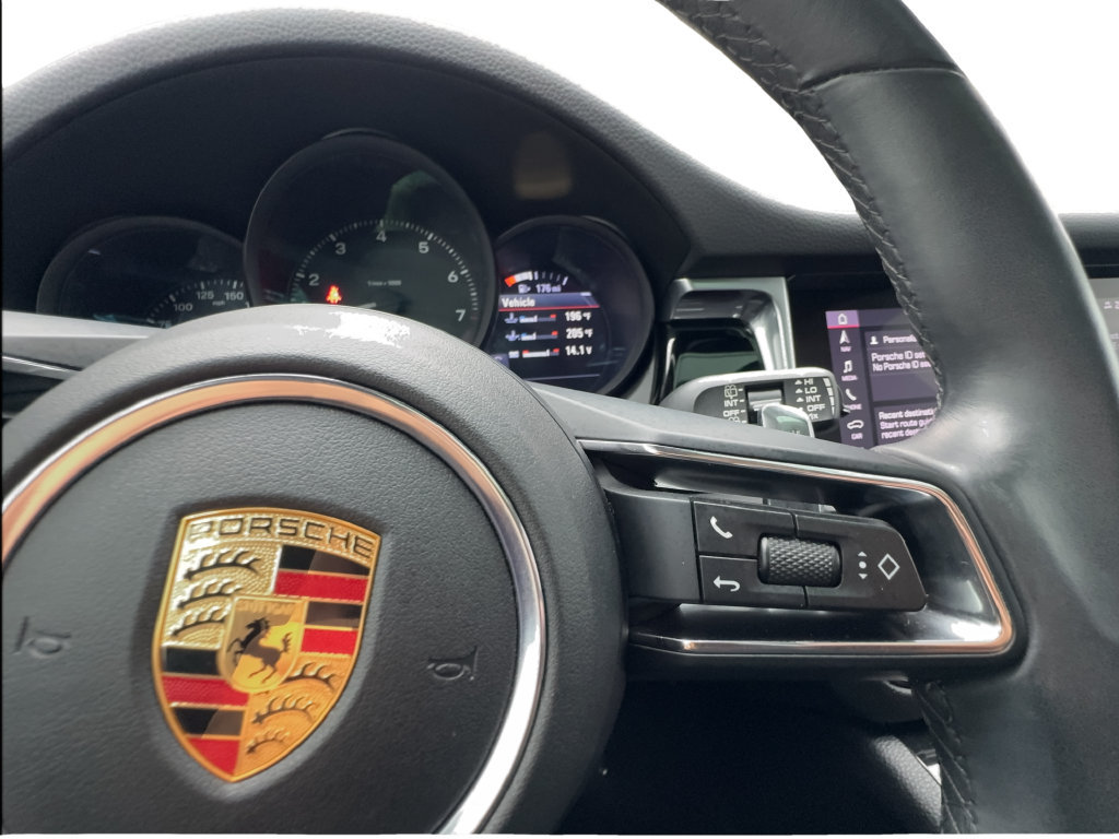Used 2024 Porsche Macan Turbo AWD/4WD image 43