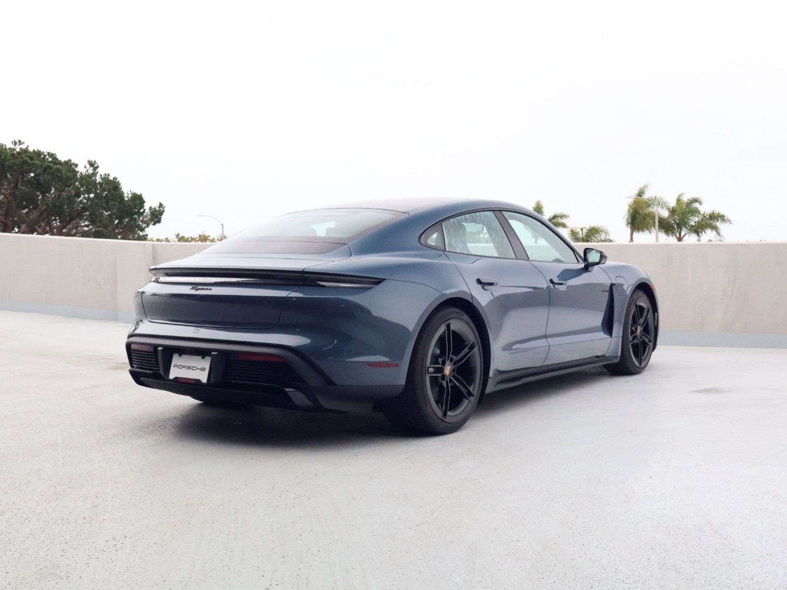 New 2026 Porsche Taycan image 9