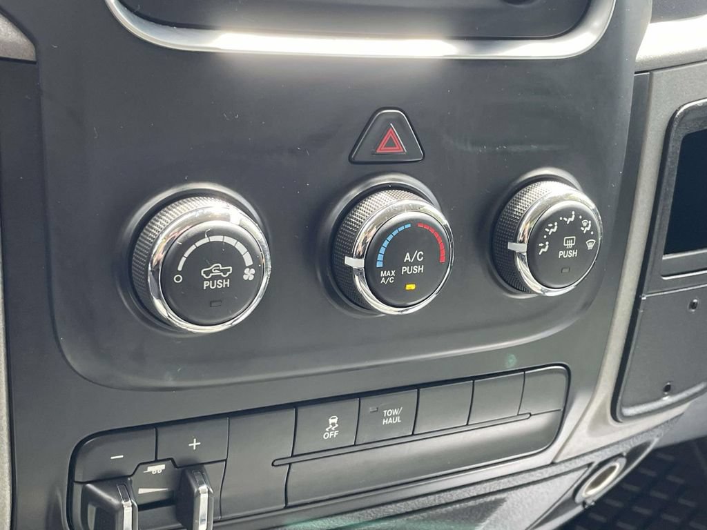 Used 2015 RAM 1500 Tradesman w/ Popular Equipment Group AWD/4WD image 27
