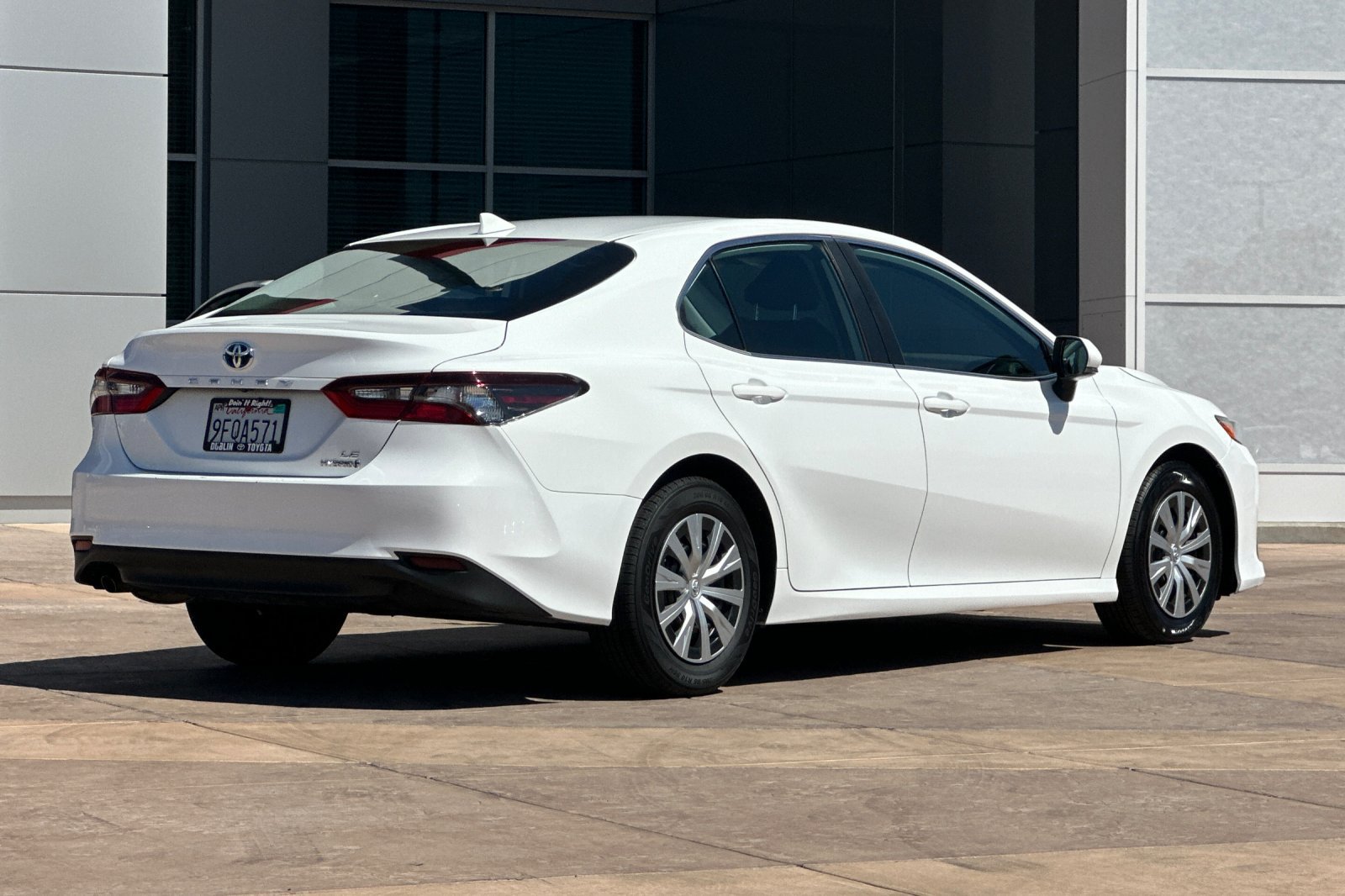 Certified 2023 Toyota Camry LE FWD image 4