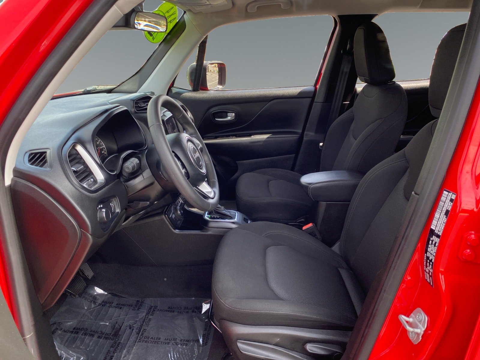 Used 2023 Jeep Renegade Latitude AWD/4WD image 9