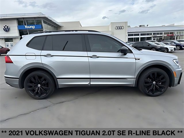 Used 2021 Volkswagen Tiguan SE R-Line w/ 3rd Row Seat Package image 2