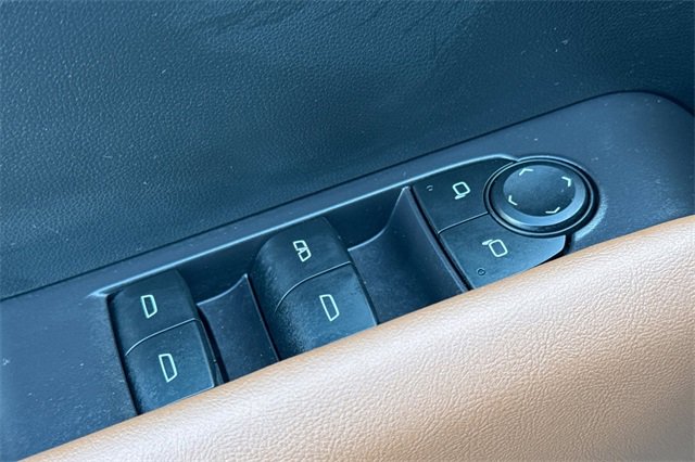 Used 2023 GMC Canyon AT4 w/ AT4 Premium Package image 12